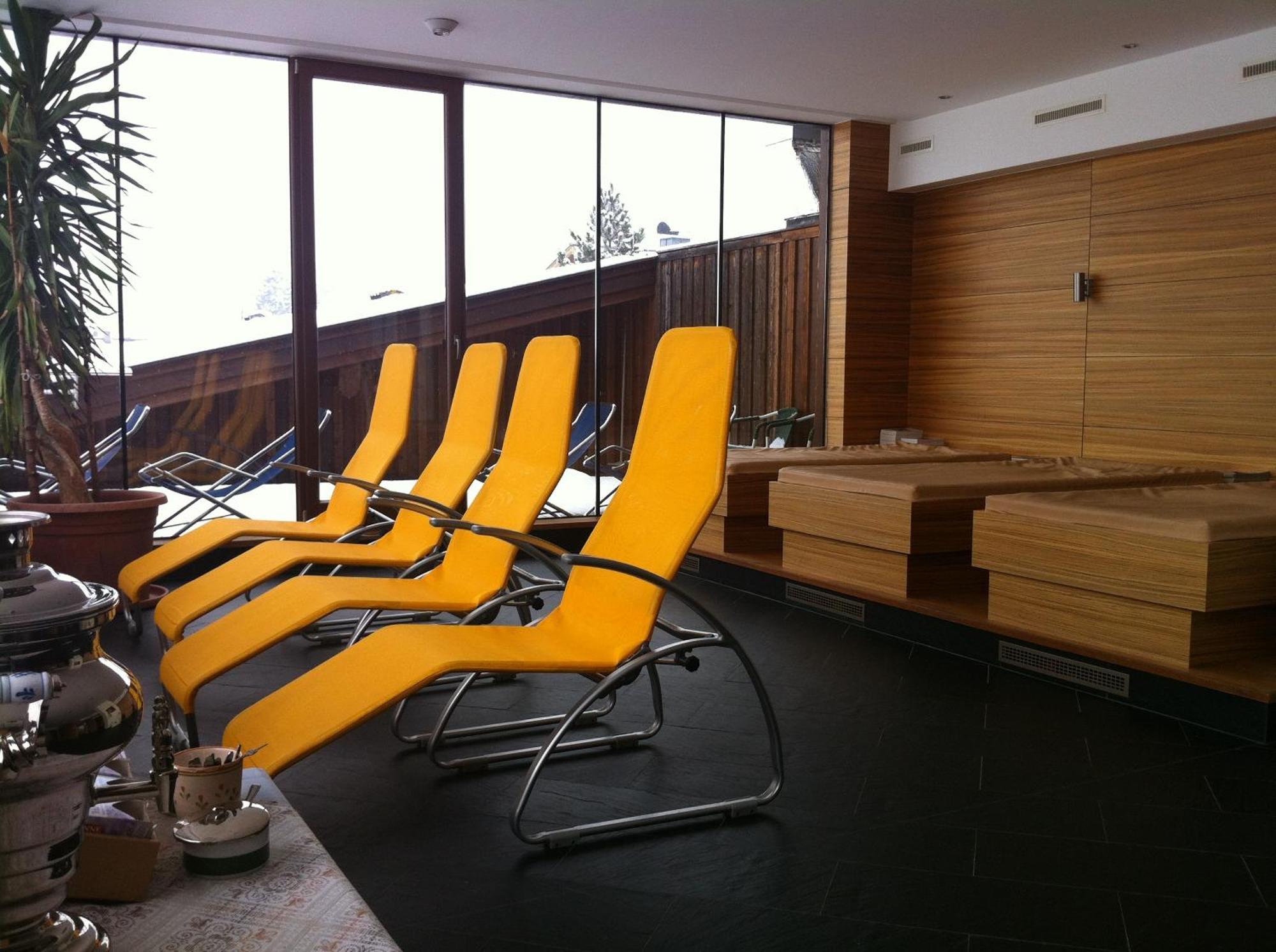 Gasthof Zur Post Maishofen Exterior foto